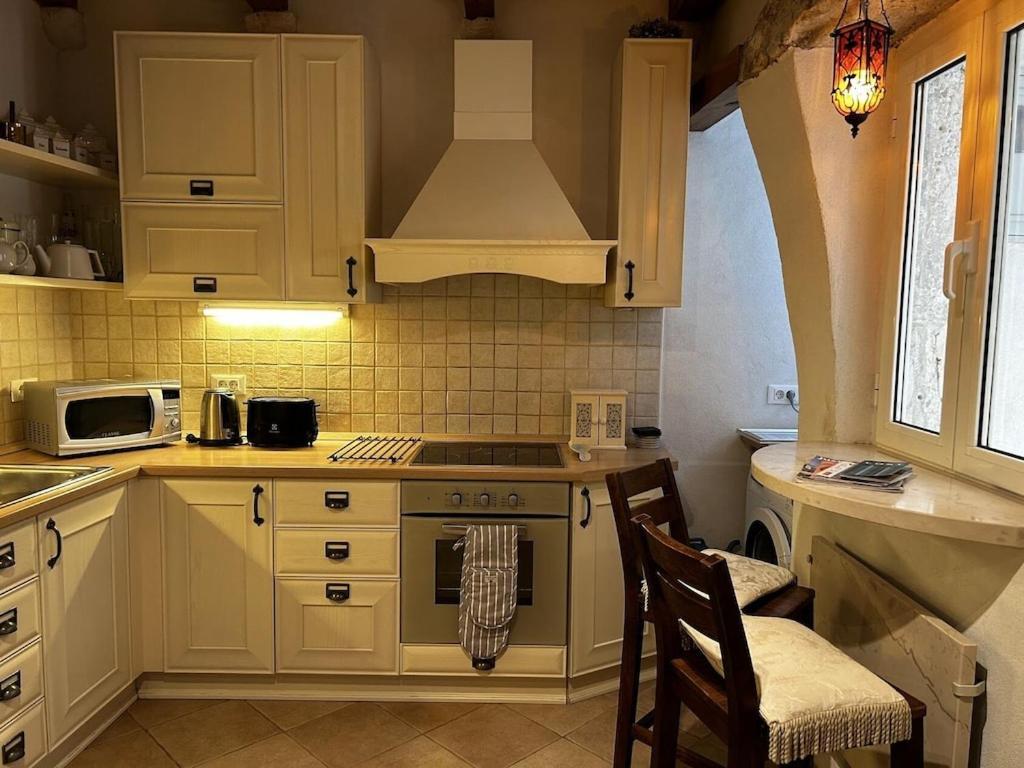 Beautifully Restored 400-year Old House With Stunning Sea Views From The Terrace * Dubrovnik