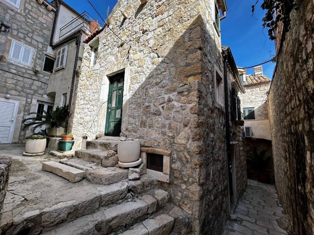 Holiday home Beautifully Restored 400-year Old House With Stunning Sea Views From The Terrace Dubrovnik