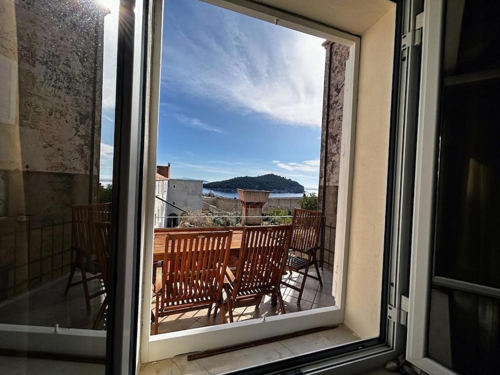 Beautifully Restored 400-year Old House With Stunning Sea Views From The Terrace * Dubrovnik