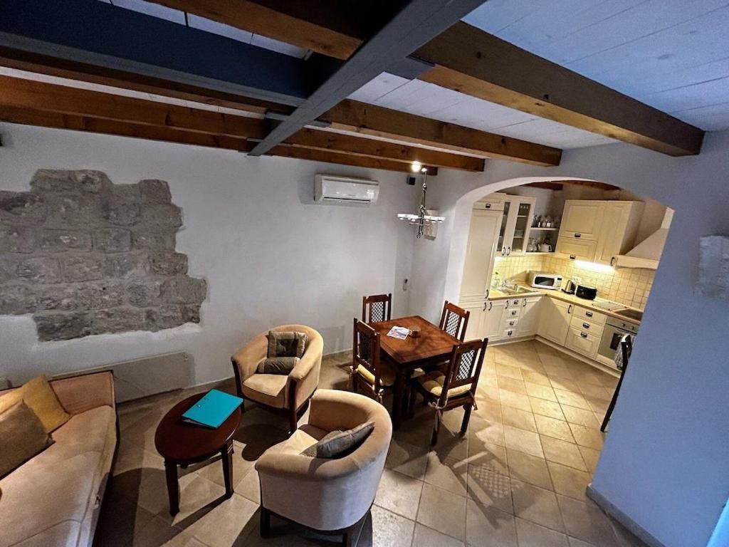 Beautifully Restored 400-year Old House With Stunning Sea Views From The Terrace Holiday home Dubrovnik